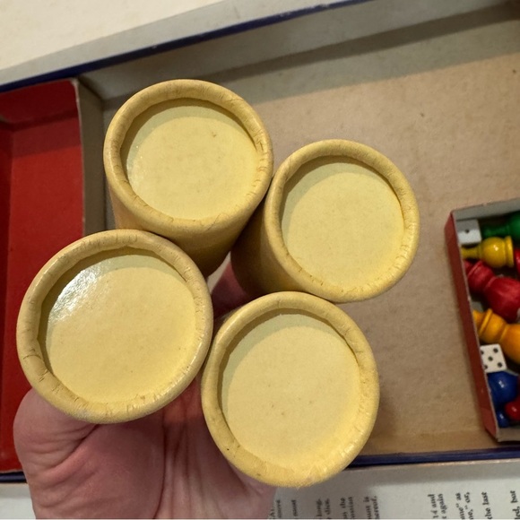 PARCHEESI Board Game - Gold Seal Edition No. 2 - Vintage 1964 Selchow & Righter - Picture 11 of 16